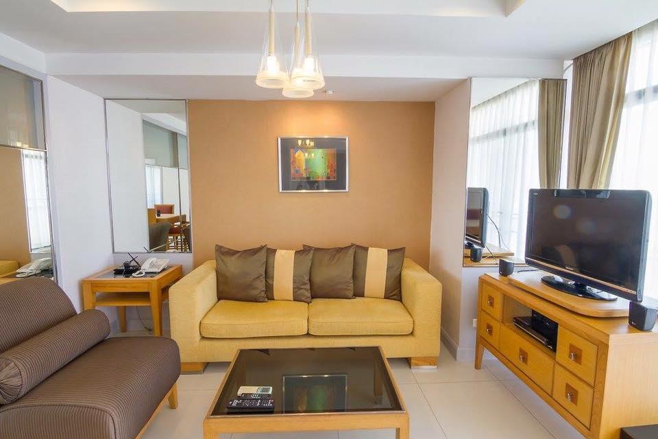 Antique Palace Apartment Bangkok Bagian luar foto